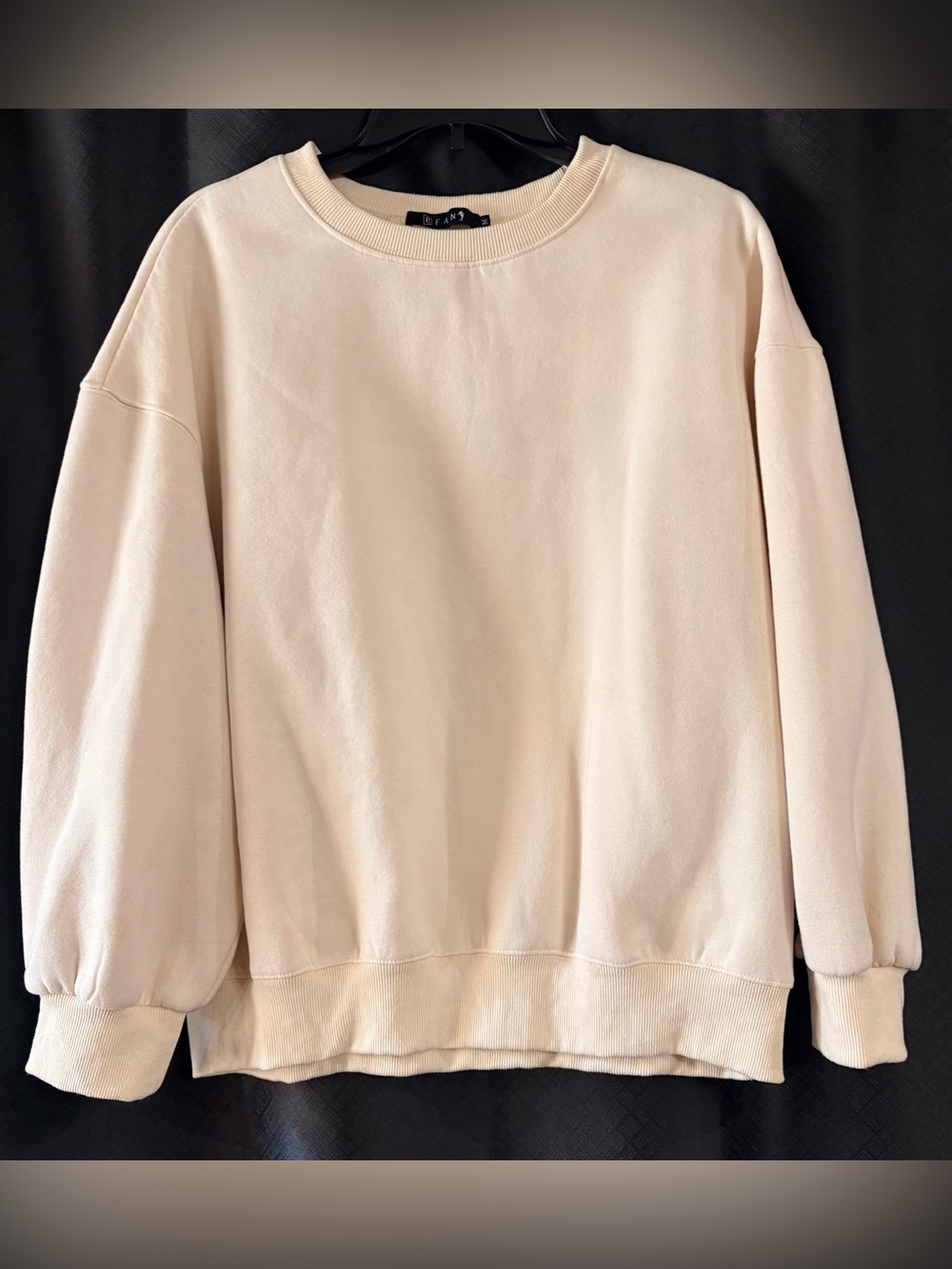 Oversized Women's Sweatshirt in Cream